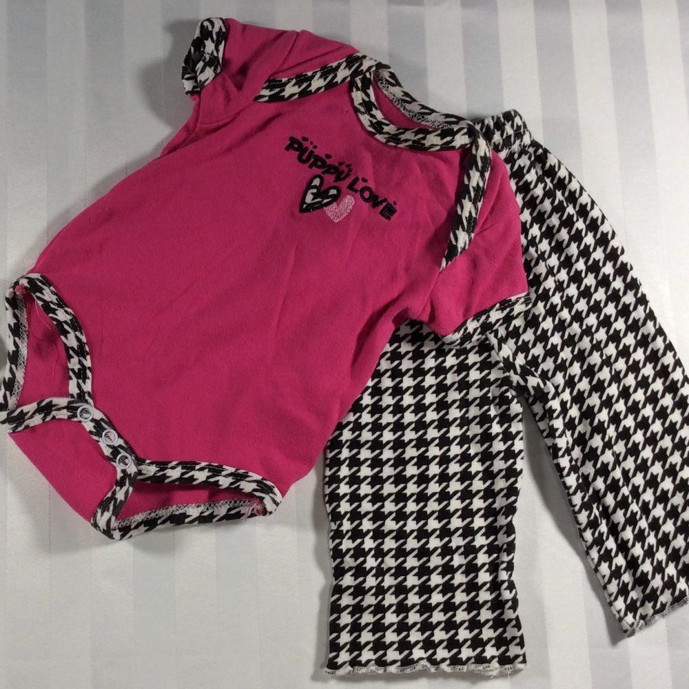 👣 5/$25 - Three Piece Pink/Black/White Houndstooth "Puppy Love" Outfit